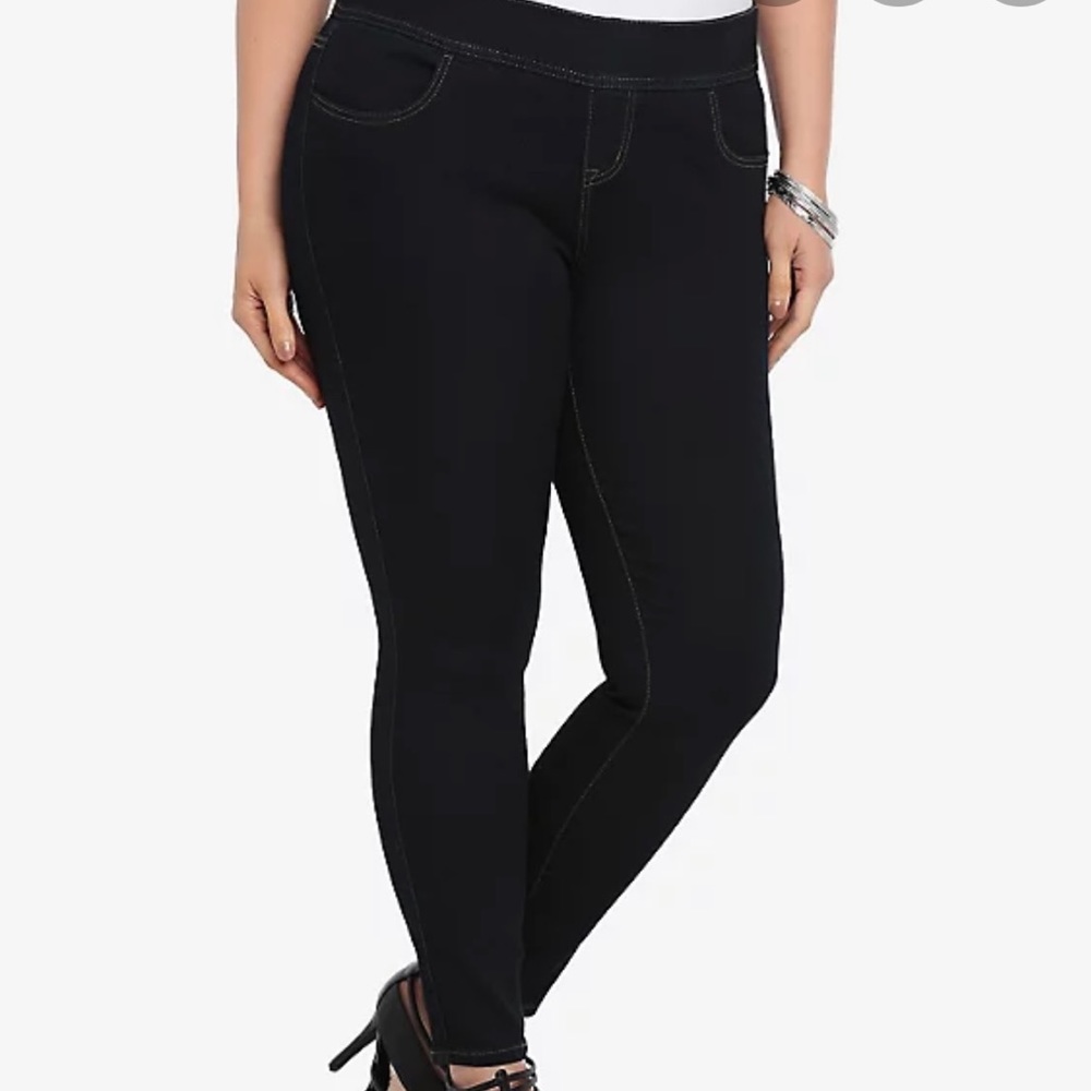 Torrid lean jeans size 2 short